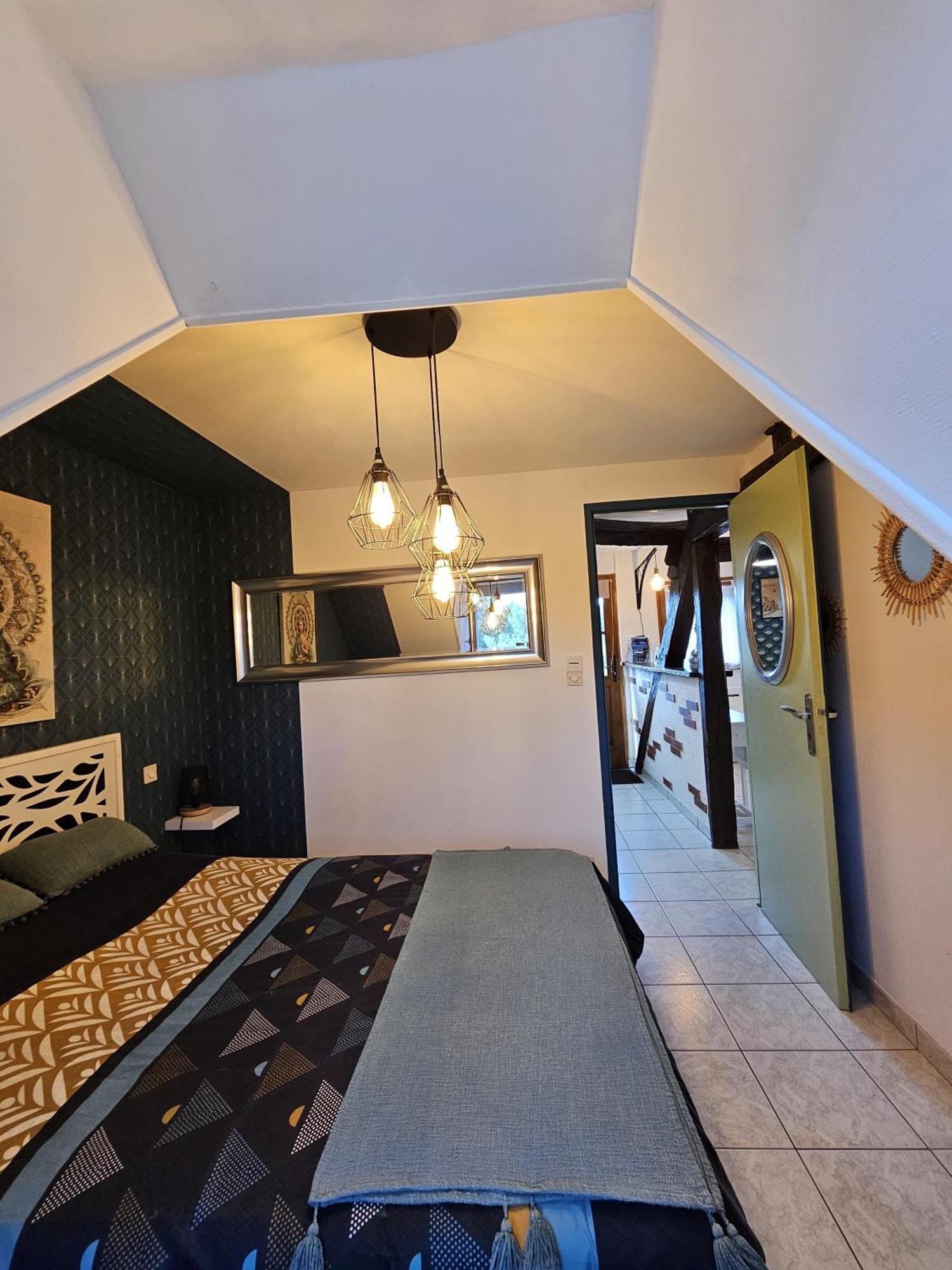 Le Nid De L'ecureuil Apartment *